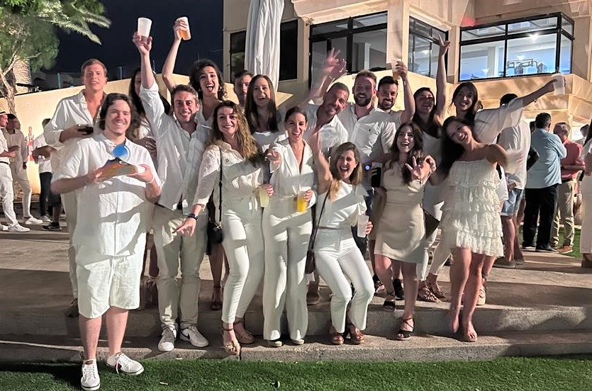 Noche blanca y noche de trofeos